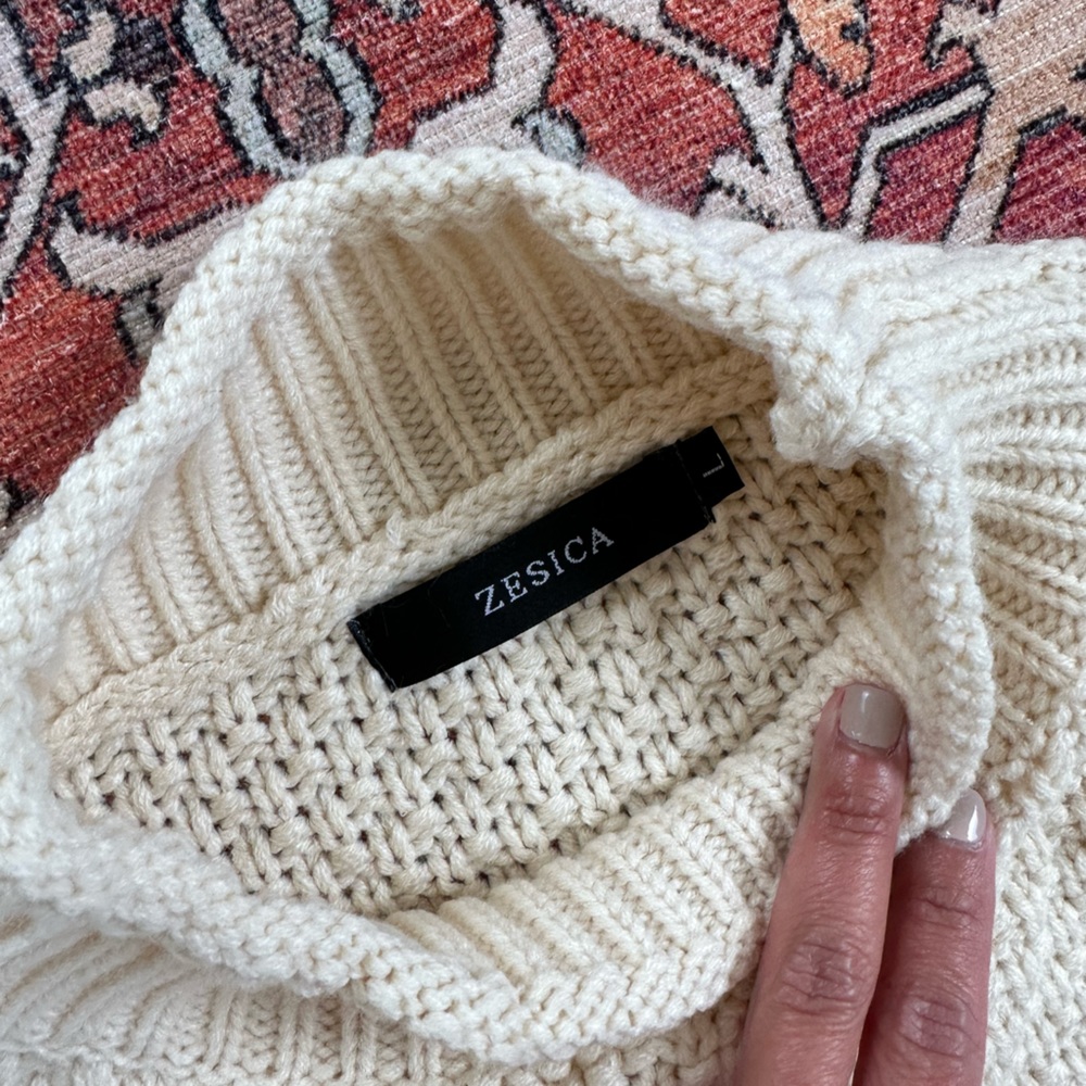 Sweater - Picture 2 of 2